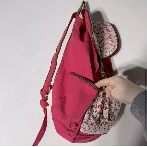 5/$25 Aeropostale Pink Canvas With Cream Crochet Backpack - Picture 5 of 15